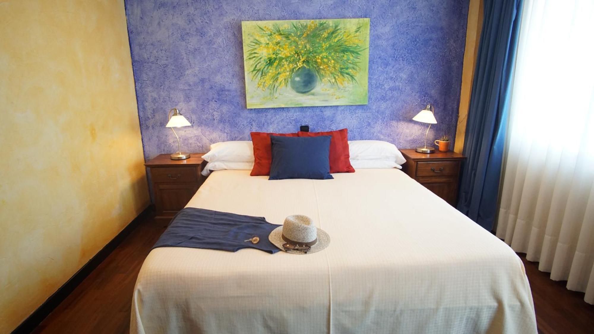 Hotel Tikar ガルチャ エクステリア 写真