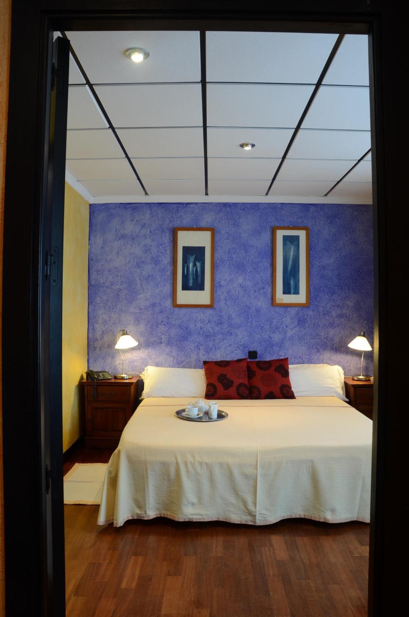 Hotel Tikar ガルチャ エクステリア 写真
